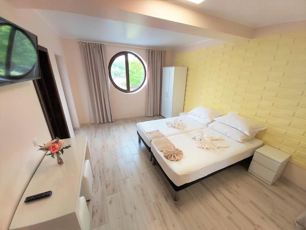 Camere De Inchiriat Baltenii De Sus Exterior photo
